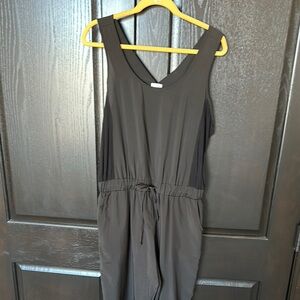 Peyton Jensen Black Sleeveless Jumpsuit. Size large.